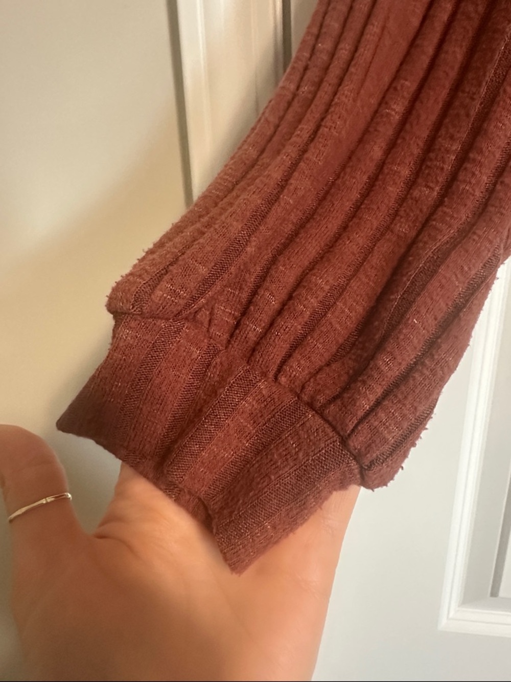 Lulu's Rust Ribbed V-Neck Sweater - Picture 2 of 4